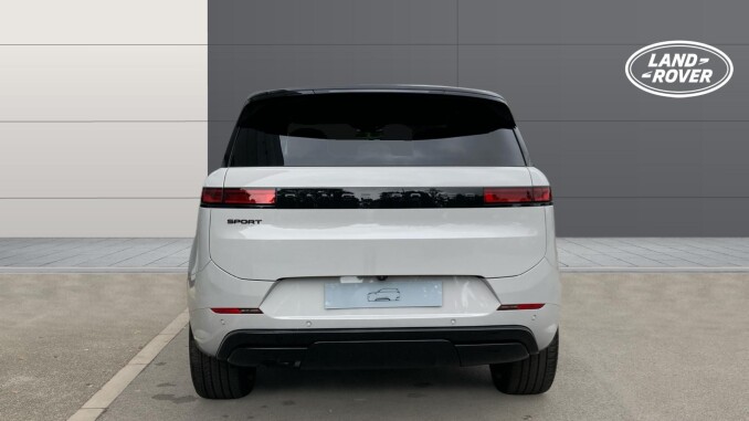 Land Rover Range Rover Sport 3.0 D300 Dynamic SE 5dr Auto Diesel Estate - Image 6